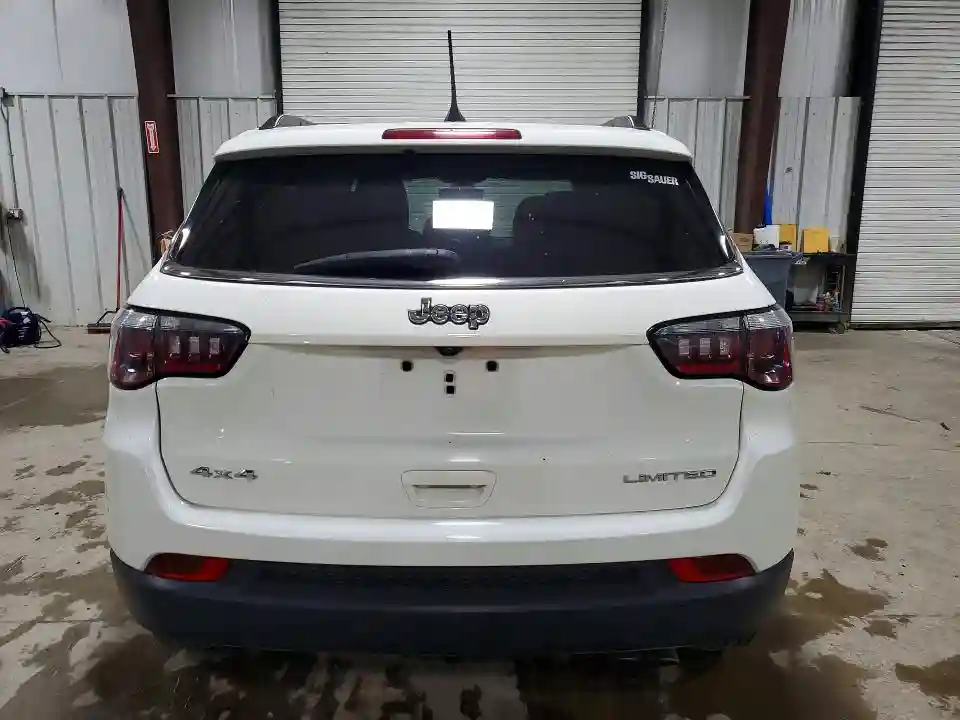 3C4NJDCB5KT753469 2019 JEEP COMPASS-5