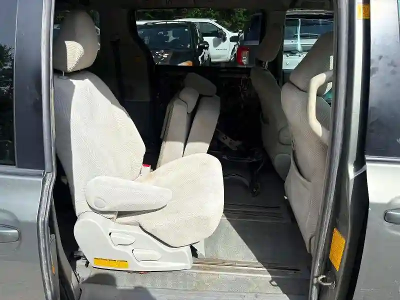 5TDKK3DC8CS240357 2012 TOYOTA SIENNA-5