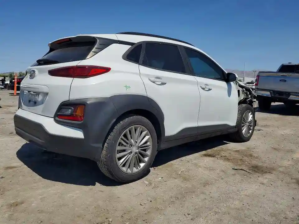 KM8K22AA8JU186057 2018 HYUNDAI KONA-2