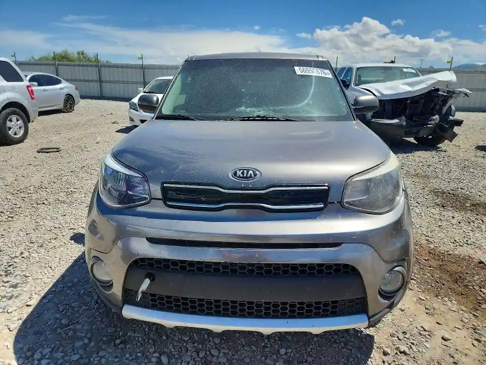 KNDJP3A53J7540754 2018 KIA SOUL-4