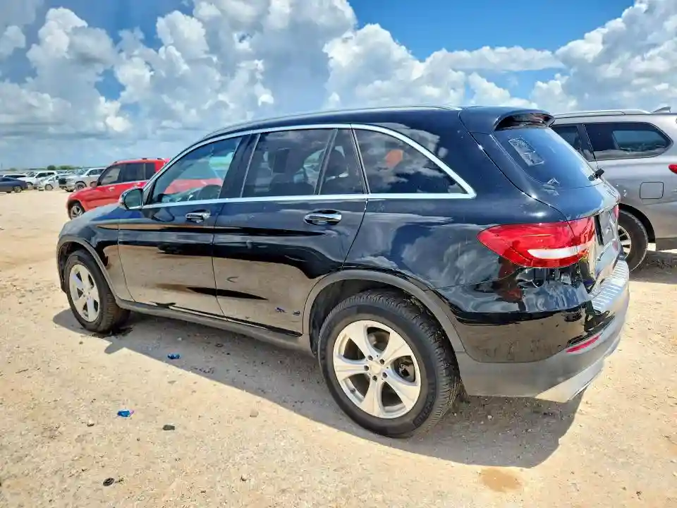 WDC0G4JB3HF135463 2017 MERCEDES-BENZ GLC-CLASS-1