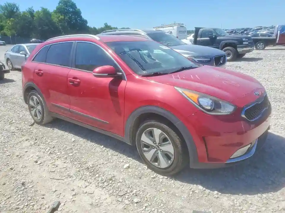 KNDCC3LC6J5119977 2018 KIA NIRO-3
