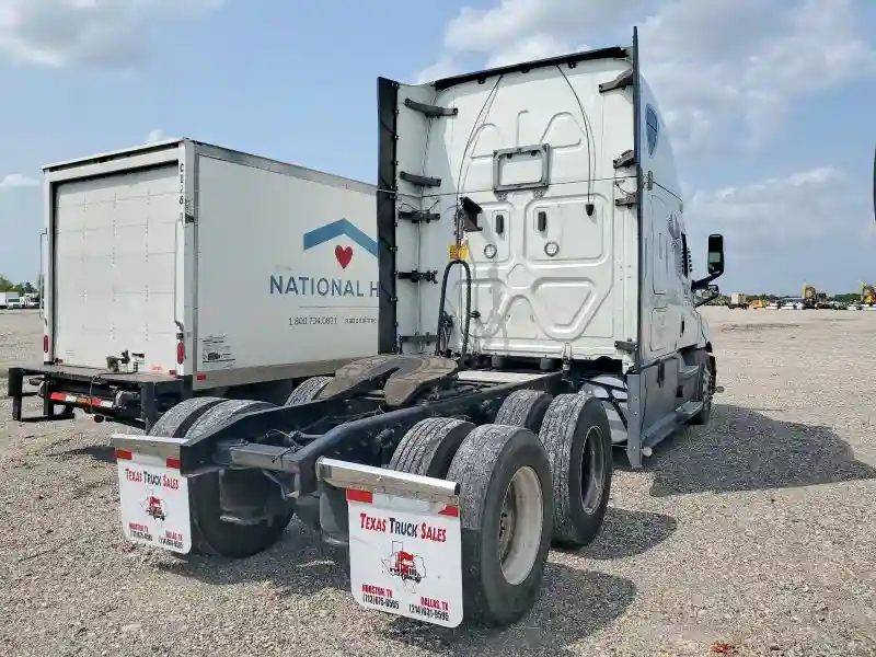3AKJHHDR4JSJM2627 2018 FREIGHTLINER ALL OTHER-3