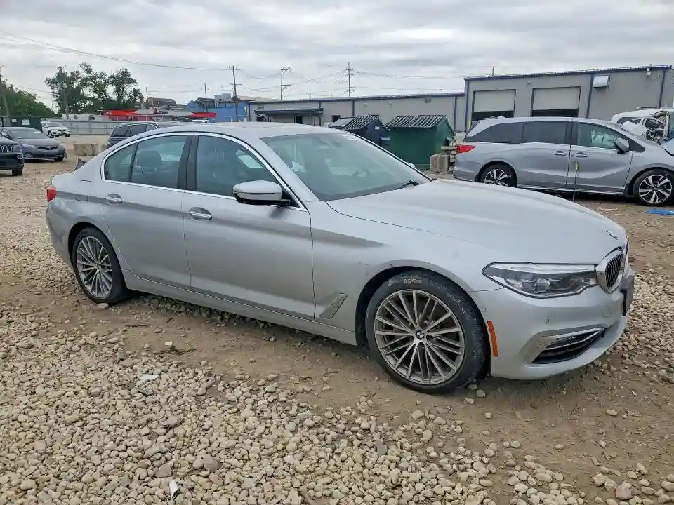 WBAJE7C35HG889320 2017 BMW 5 SERIES-3