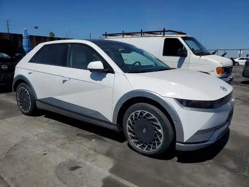 KM8KRDAFXNU101700 2022 HYUNDAI IONIQ-3