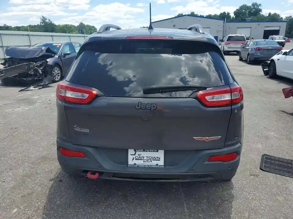1C4PJMBX9JD610454 2018 JEEP CHEROKEE-5