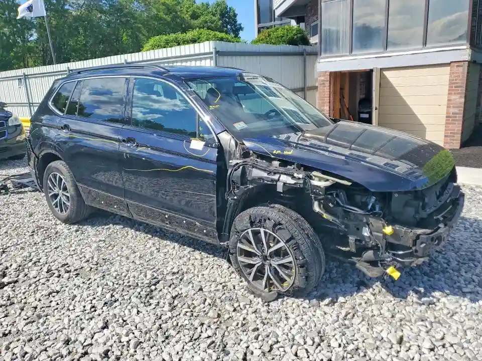 3VV2B7AX2LM044396 2020 VOLKSWAGEN TIGUAN-3