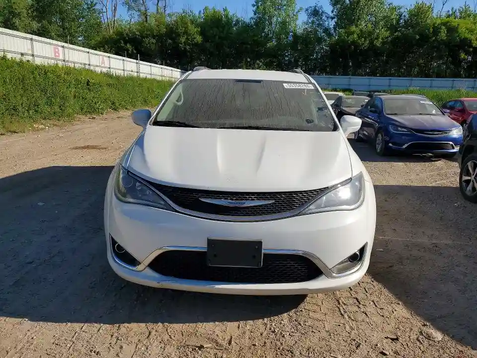 2C4RC1FG9LR136601 2020 CHRYSLER PACIFICA-4