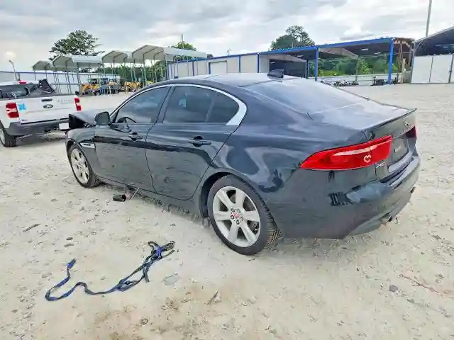 SAJAD4BG4HA970001 2017 JAGUAR XE-1