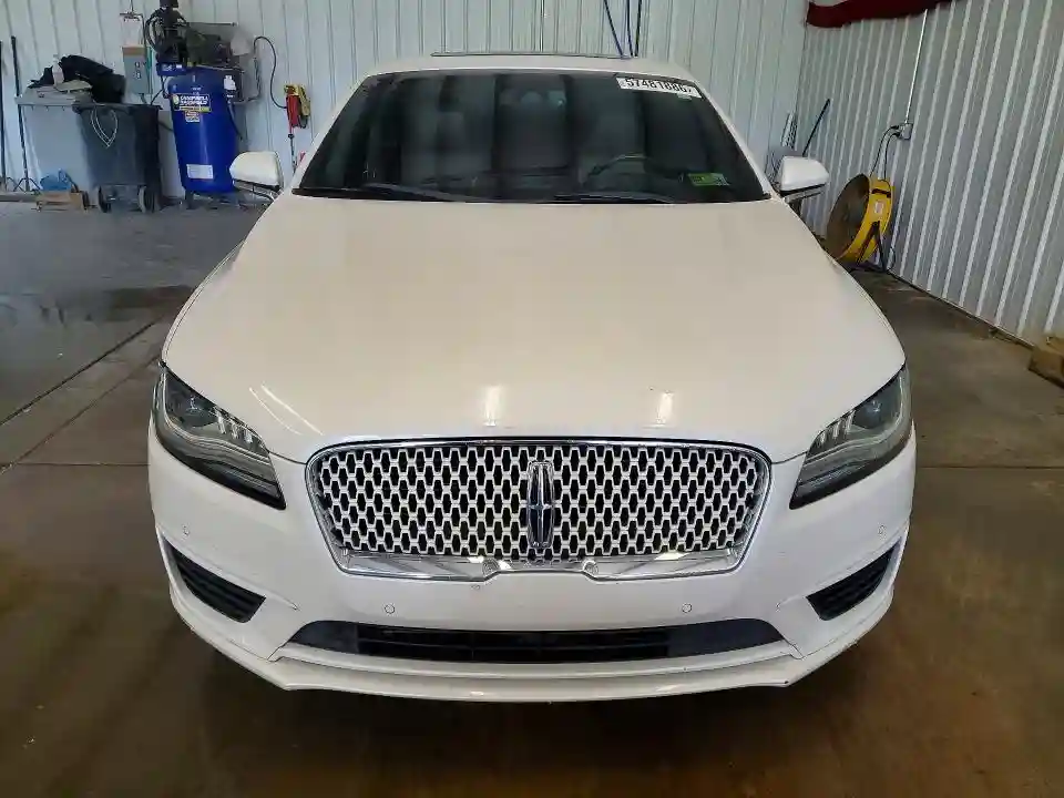 3LN6L5F91LR617105 2020 LINCOLN MKZ-4
