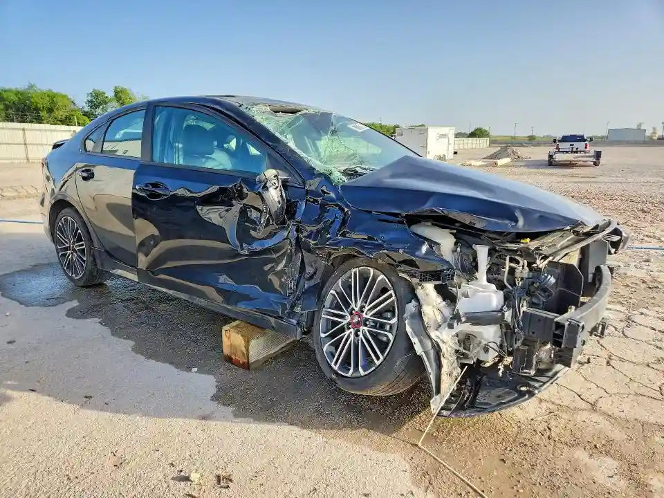 3KPF44AC6NE501178 2022 KIA FORTE-3
