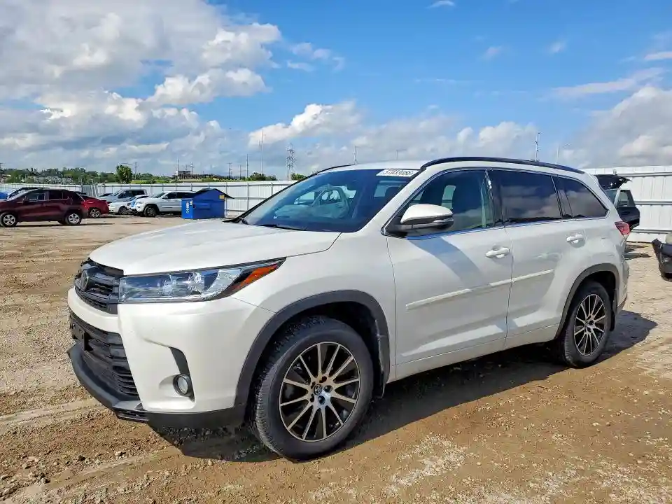 5TDJZRFH2JS813592 2018 TOYOTA HIGHLANDER-0