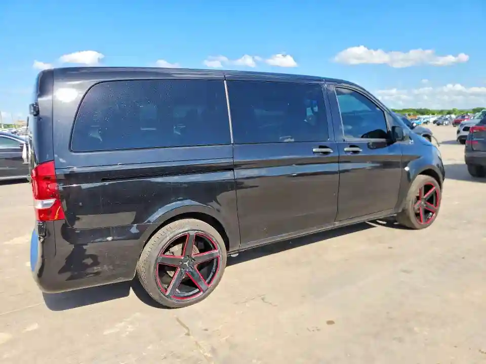 WD4PG2EE5J3489740 2018 MERCEDES-BENZ METRIS-2