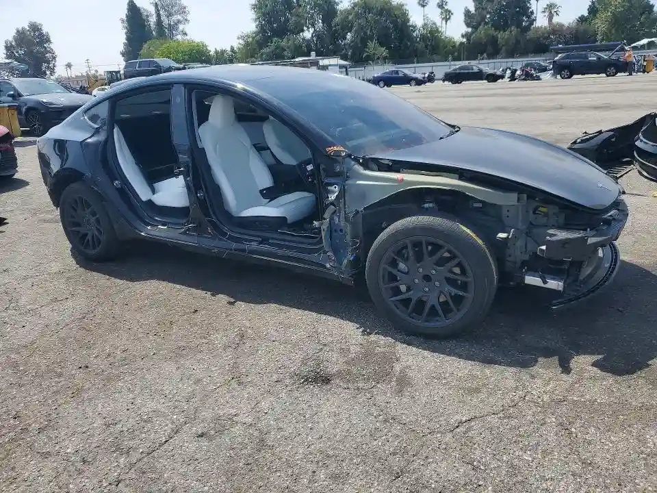 5YJ3E1EAXRF815813 2024 TESLA MODEL 3-3