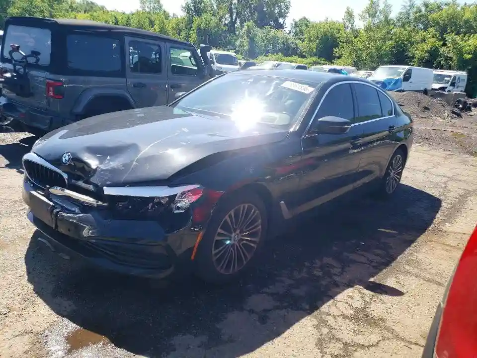 WBAJA7C50KWW05893 2019 BMW 5 SERIES-0