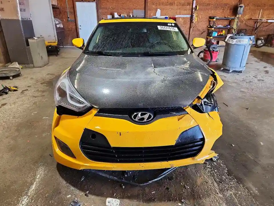 KMHTC6AD2CU078667 2012 HYUNDAI VELOSTER-4
