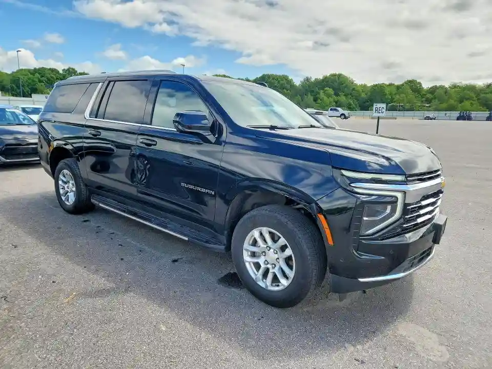 1GNS6CRD5SR290143 2025 CHEVROLET SUBURBAN-3