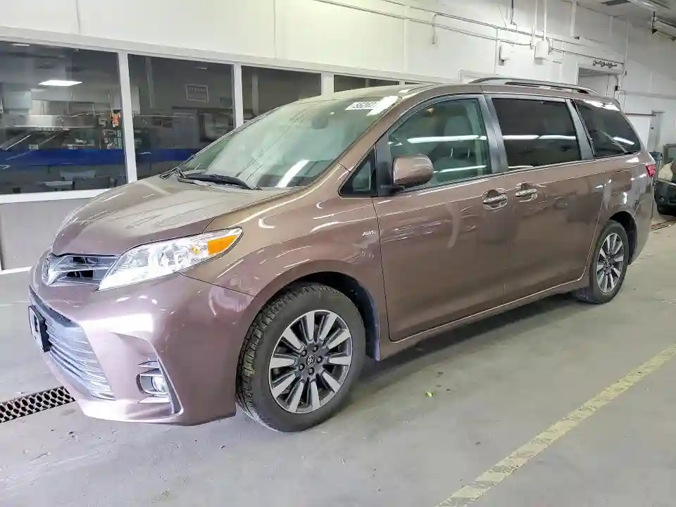 5TDDZ3DC9JS196287 2018 TOYOTA SIENNA-0