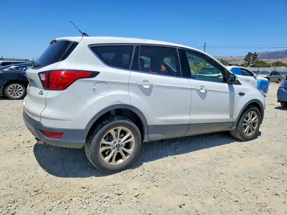1FMCU9G91KUB66237 2019 FORD ESCAPE-2