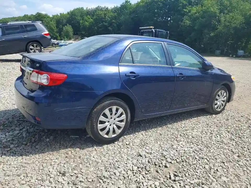 5YFBU4EE1DP202480 2013 TOYOTA COROLLA-2