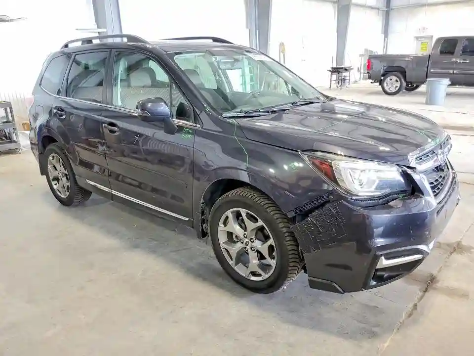 JF2SJAWC4HH430559 2017 SUBARU FORESTER-3
