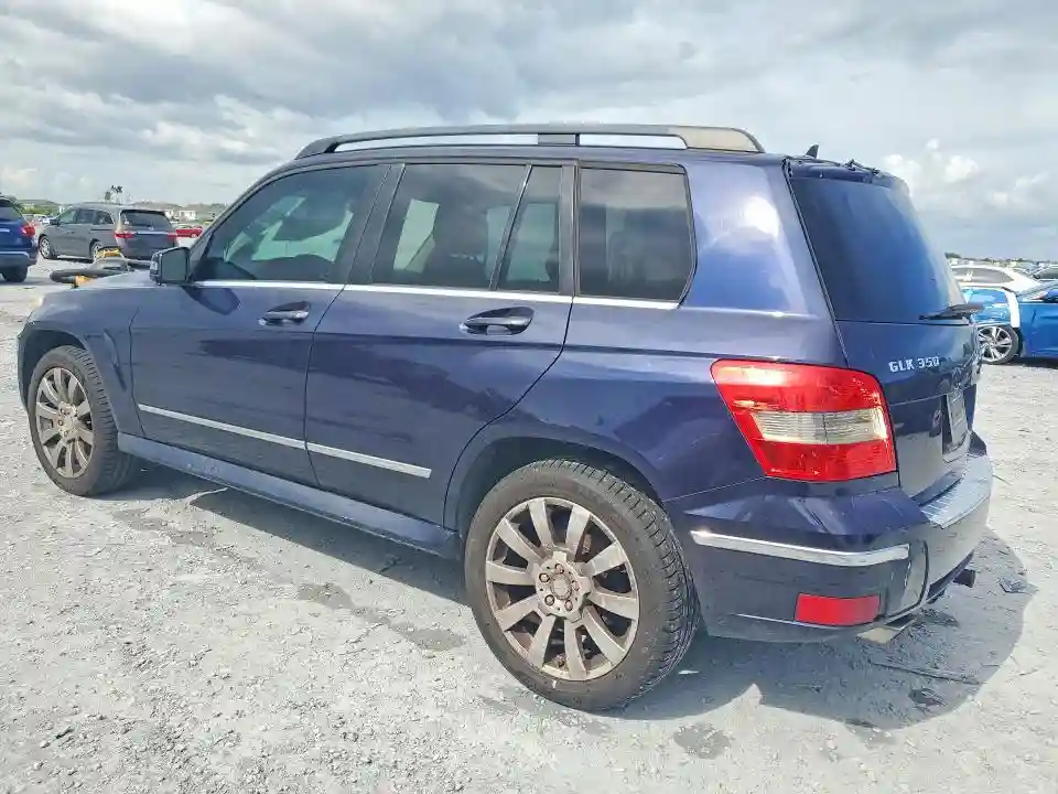 WDCGG8HB5AF411837 2010 MERCEDES-BENZ GLK-CLASS-1