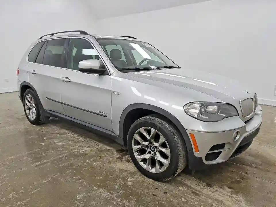 5UXZV4C53D0E00908 2013 BMW X5-3