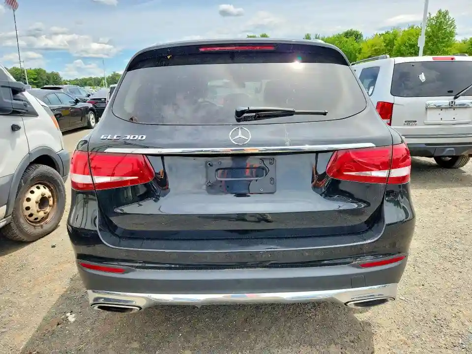 WDC0G4JB4JV022679 2018 MERCEDES-BENZ GLC-CLASS-5