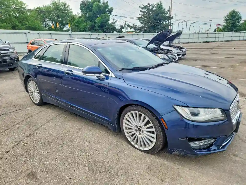 3LN6L5F93HR602113 2017 LINCOLN MKZ-3