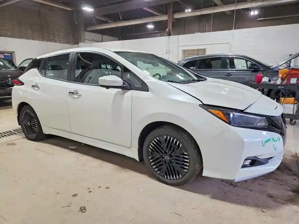 1N4CZ1CV2RC552343 2024 NISSAN LEAF-3