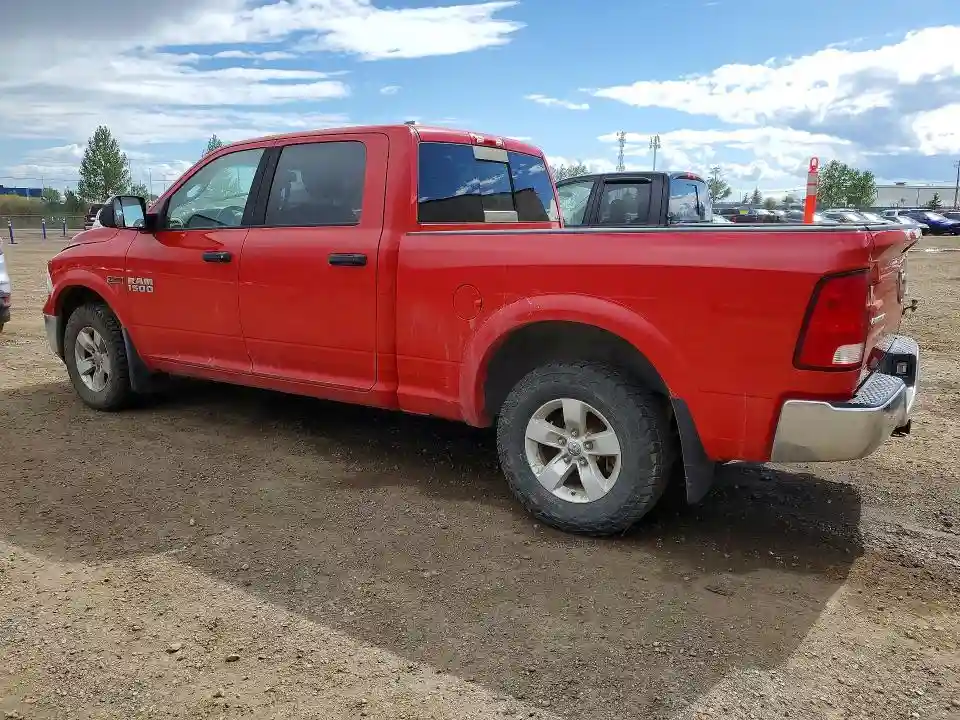 1C6RR7TM6FS558945 2015 RAM 1500-1