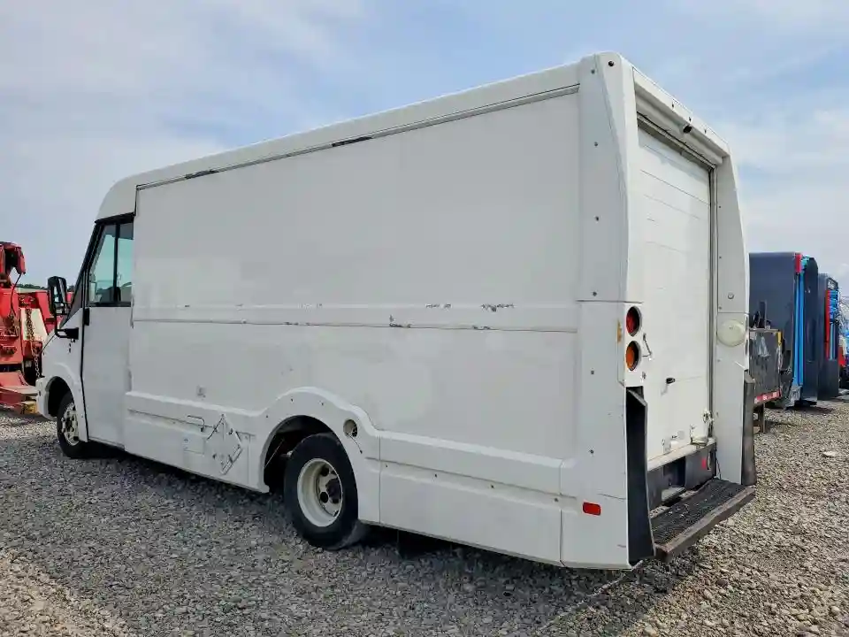 JALB4T172J7W00617 2018 ISUZU NPR-1