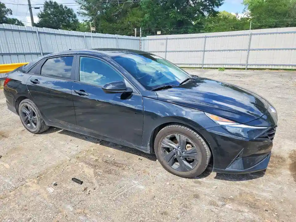 KMHLM4AG3NU224637 2022 HYUNDAI ELANTRA-3