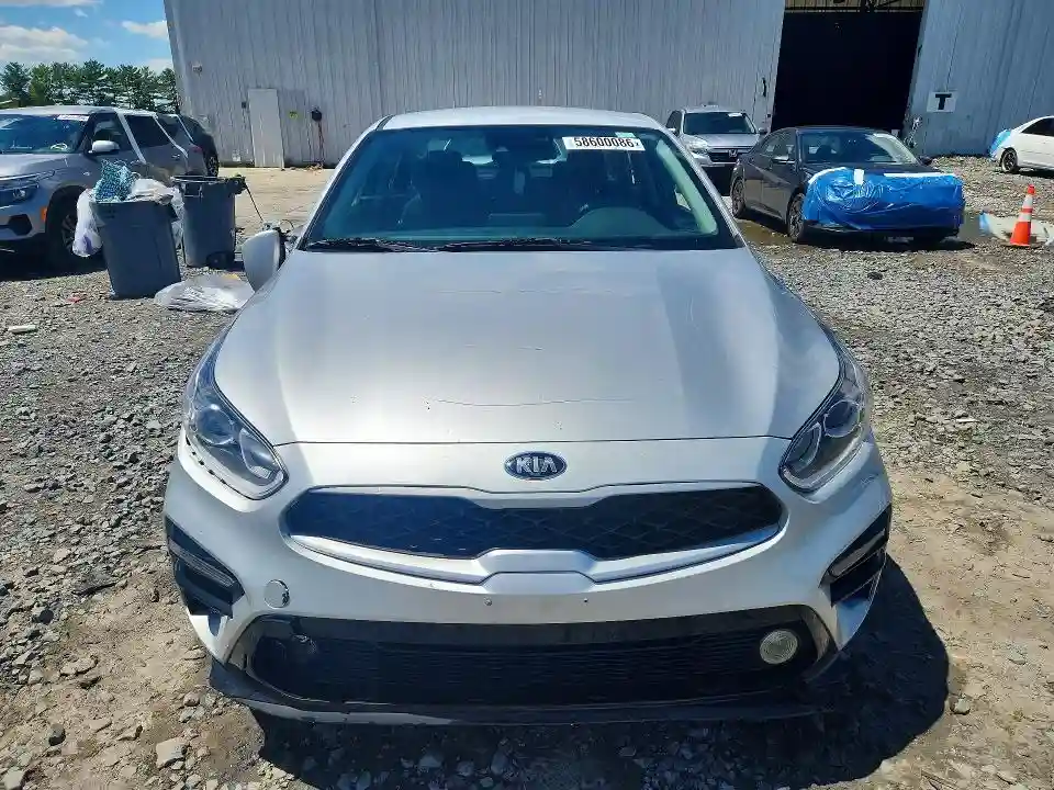 3KPF24AD9ME328530 2021 KIA FORTE-4