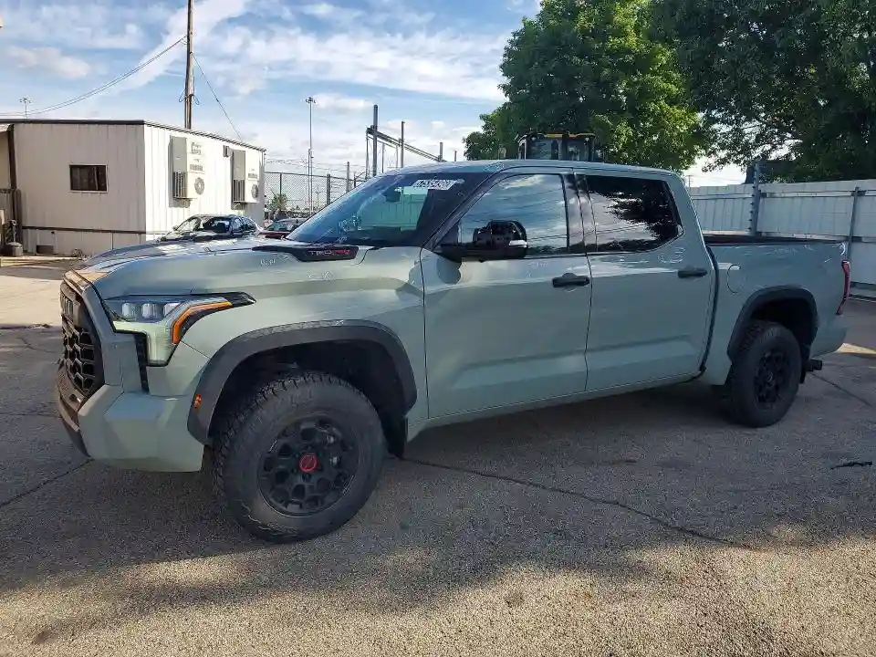 2022 TOYOTA TUNDRA