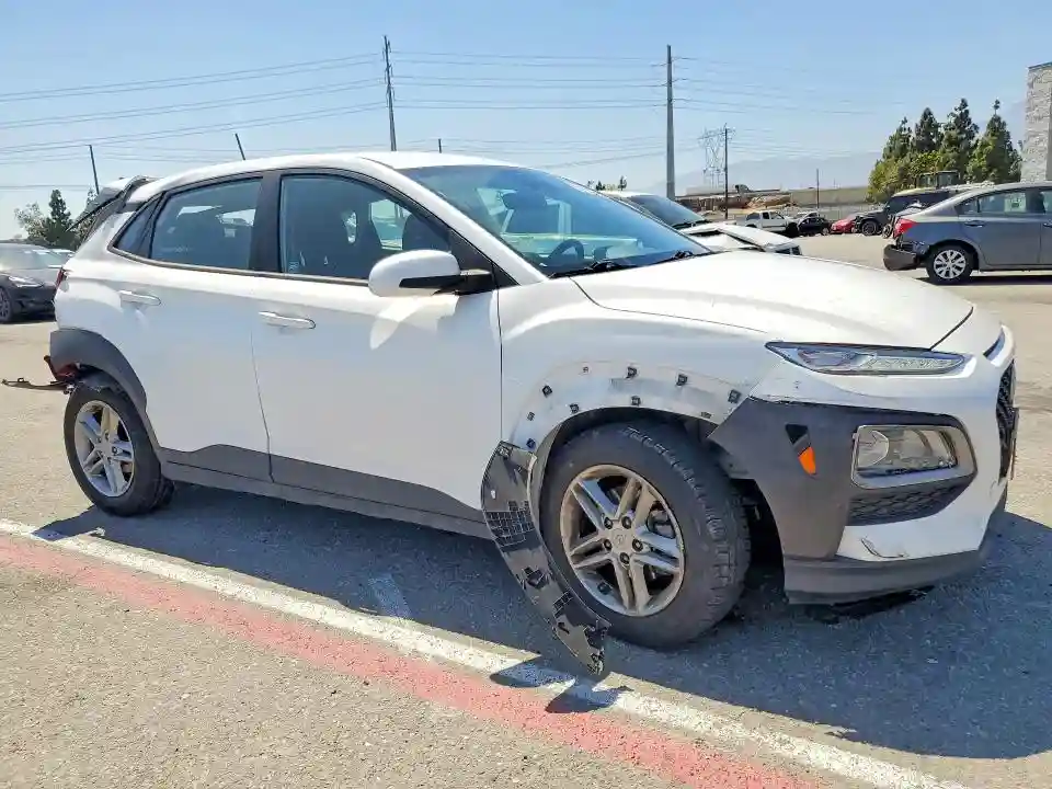 KM8K12AA8MU722898 2021 HYUNDAI KONA-3