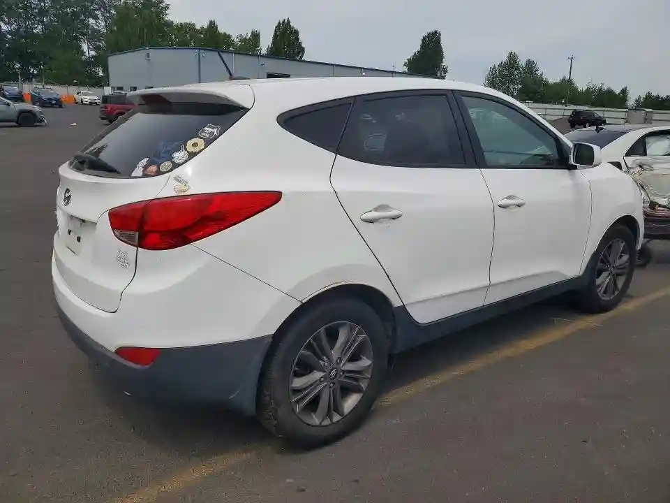 KM8JT3AF9FU022611 2015 HYUNDAI TUCSON-2