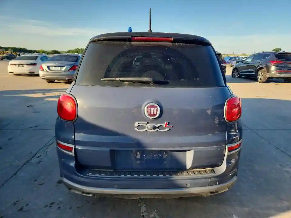 ZFBCFADH2JZ040713 2018 FIAT 500-5