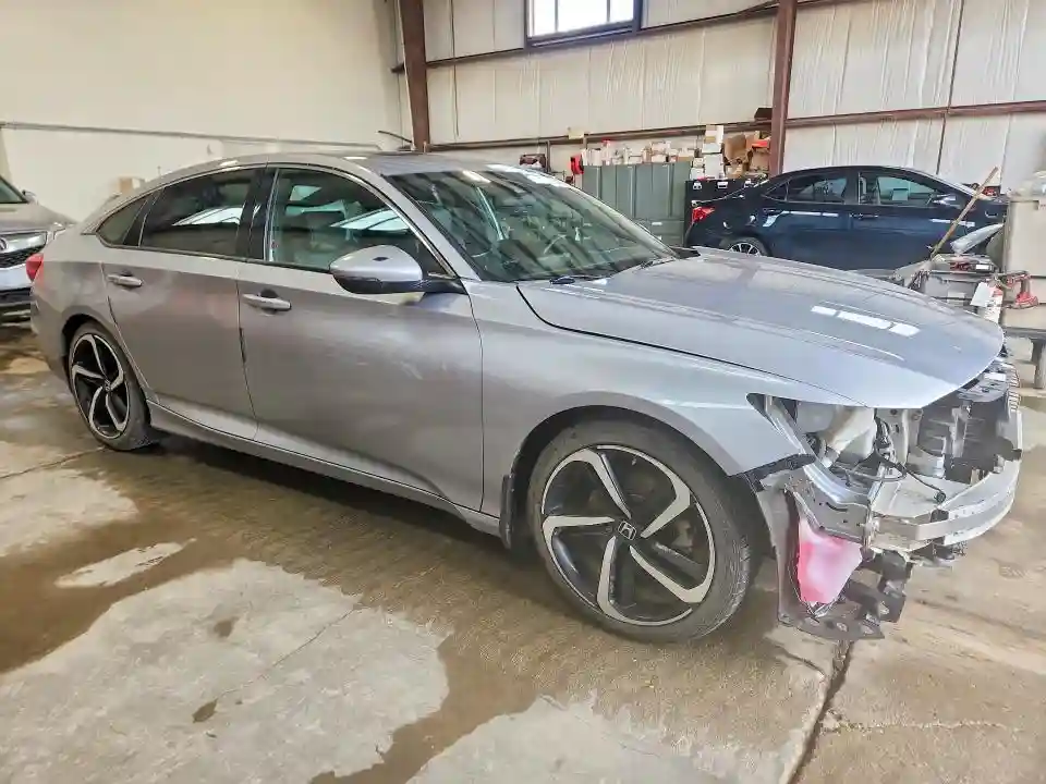 1HGCV1F34JA809648 2018 HONDA ACCORD-3