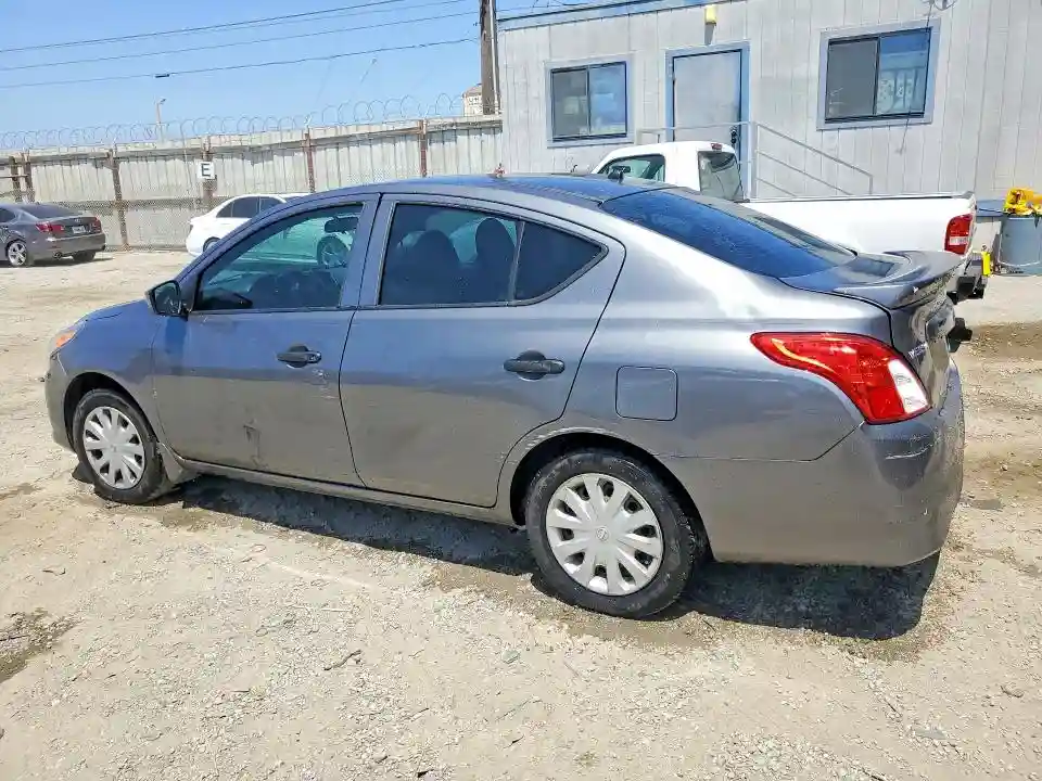 3N1CN7AP2GL840817 2016 NISSAN VERSA-1