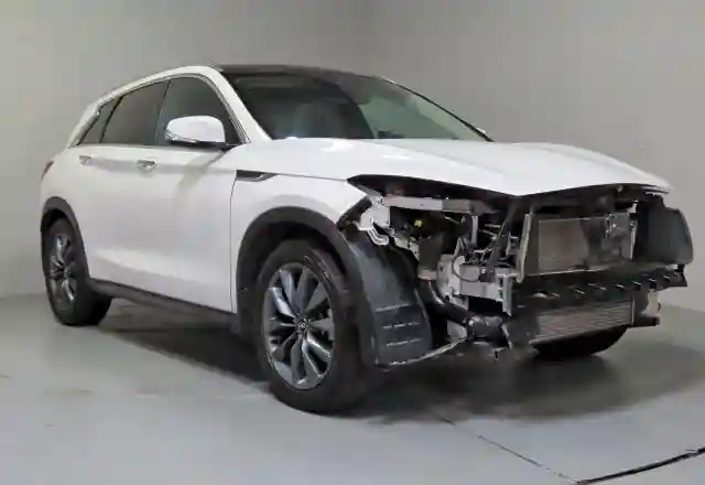 3PCAJ5M32KF132328 2019 INFINITI QX50-0