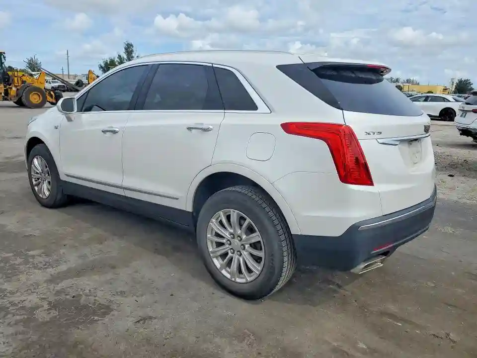 1GYKNARS7KZ173530 2019 CADILLAC XT5-1