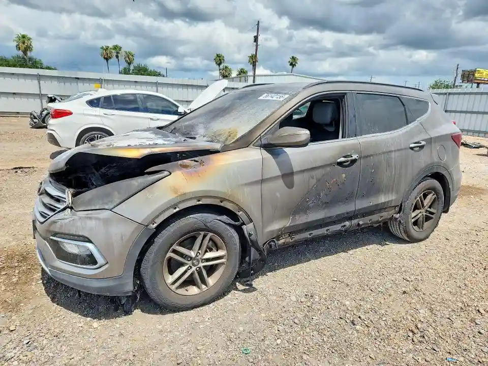 5XYZU3LB7JG559759 2018 HYUNDAI SANTA FE-0