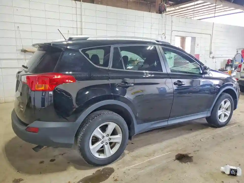 2T3RFREV8DW087744 2013 TOYOTA RAV4-2