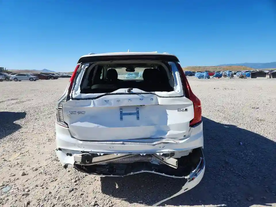 YV4062PE2S1303139 2025 VOLVO XC90-5