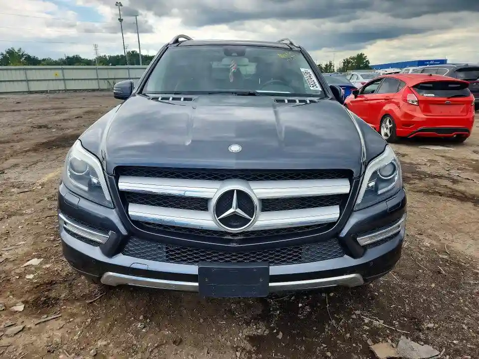 4JGDF7CEXDA240443 2013 MERCEDES-BENZ GL-CLASS-4