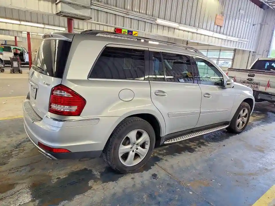 4JGBF7BE8BA625165 2011 MERCEDES-BENZ GL-CLASS-2
