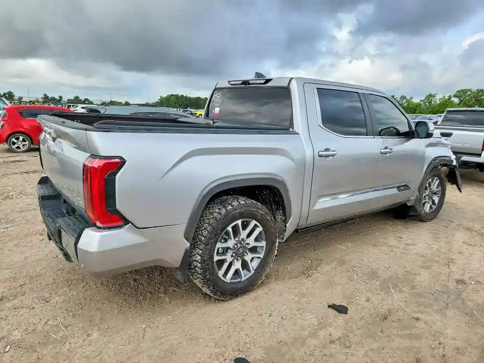5TFMC5DB8SX091367 2025 TOYOTA TUNDRA-2