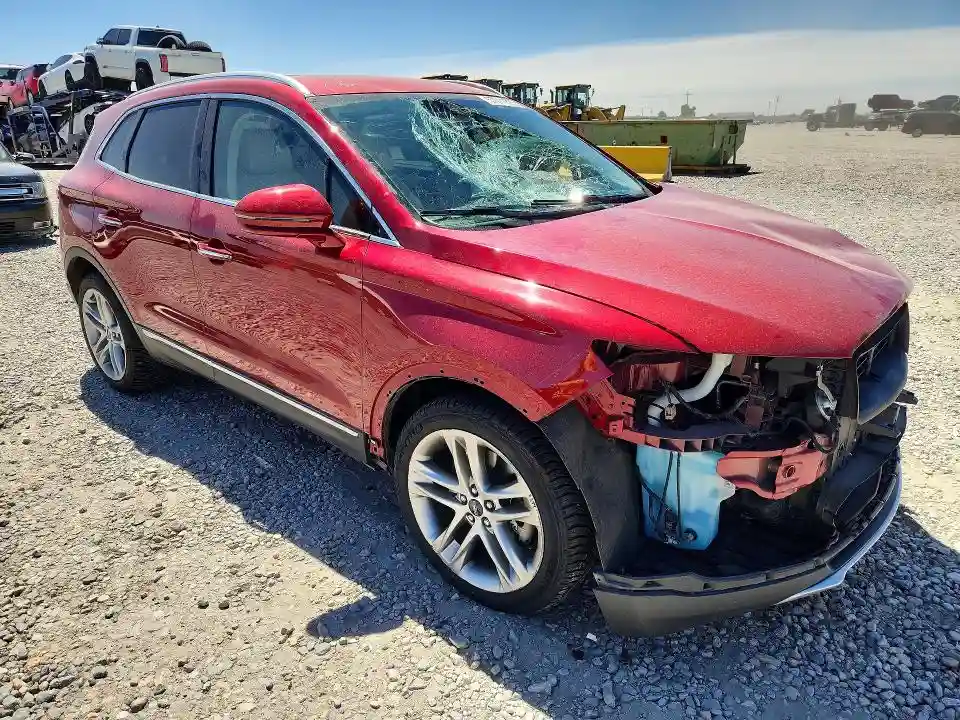 5LMCJ3D9XKUL46758 2019 LINCOLN MKC-3