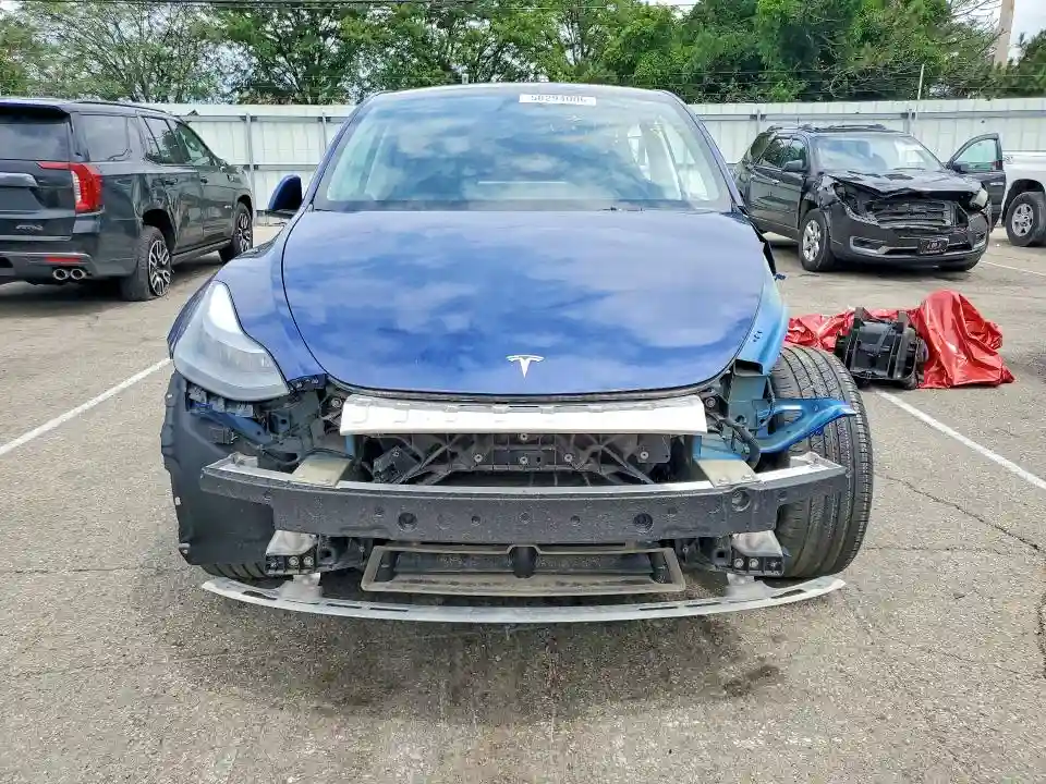 7SAYGDEE2RF983601 2024 TESLA MODEL Y-4